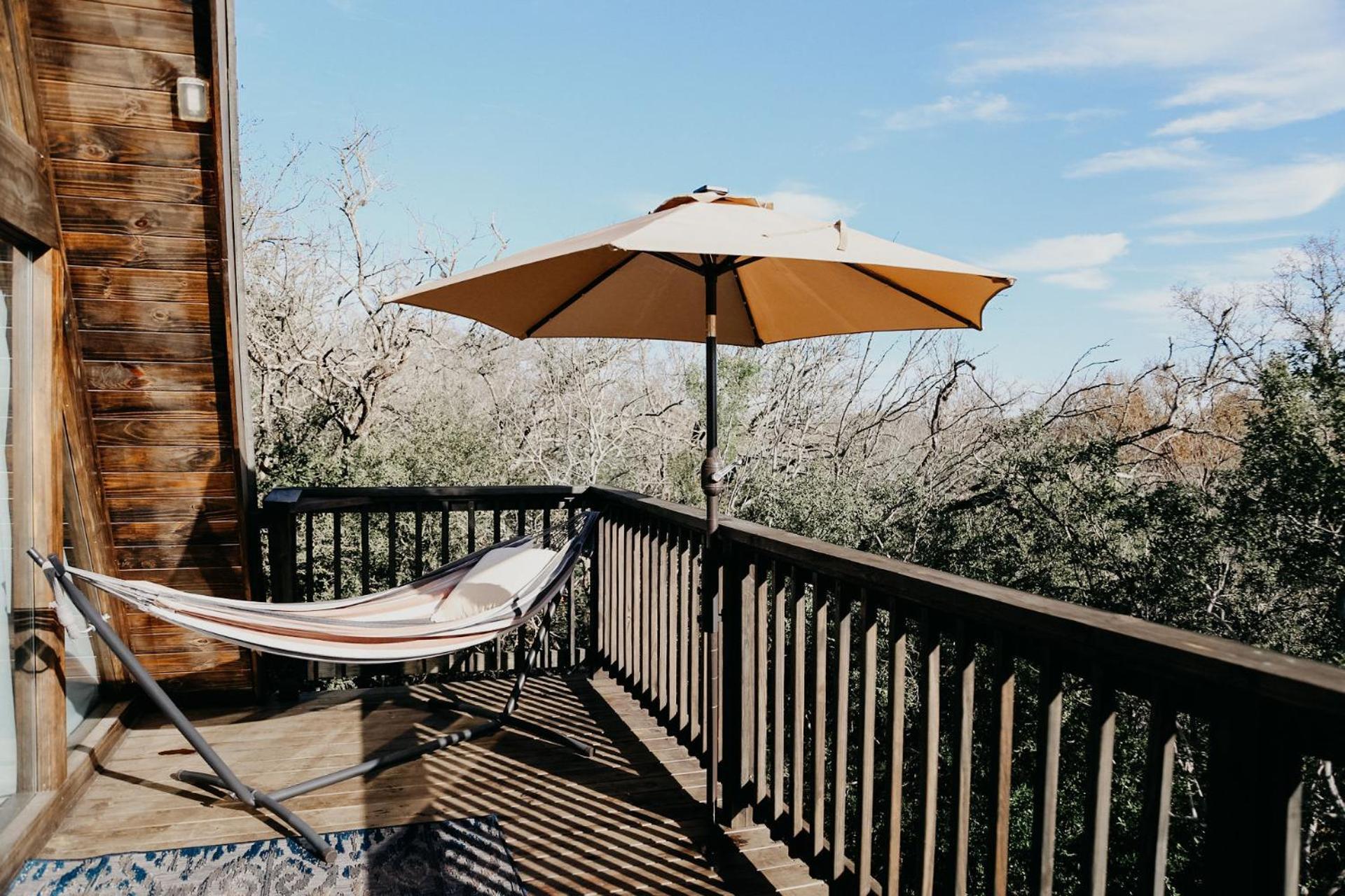 ניו בראונפלס The Maverick: A-Frame W/ Hammock And Tree Top View מראה חיצוני תמונה